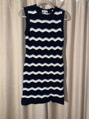 Veronica Beard Navy, Light Blue & White Chevron Knit dress
